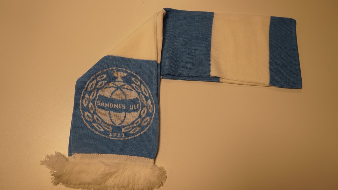Skjerf kr 199