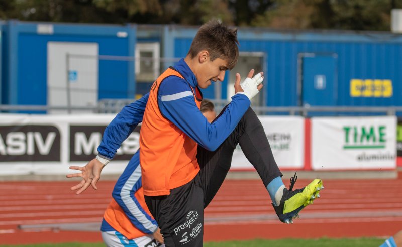 Kaloyan «Kay» Kostadinov har spilt tre kamper med flagget på brystet de siste dagene. Foto: Rune Eikeland